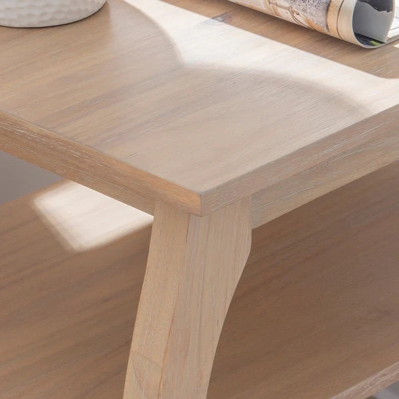 Table d'appoint de ferme Ingrid Wood avec 2 étagères